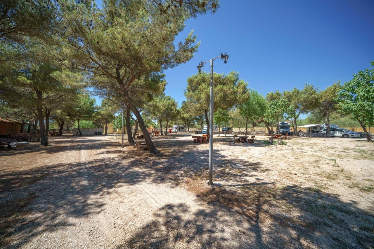 Camping Vrata Krke Hotell Lozovac Exteriör bild